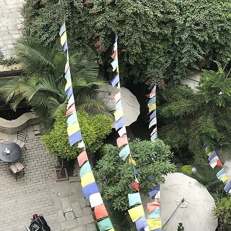 Hotel Florid Катманду Екстериор снимка