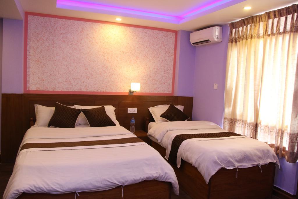 Hotel Florid Катманду Екстериор снимка