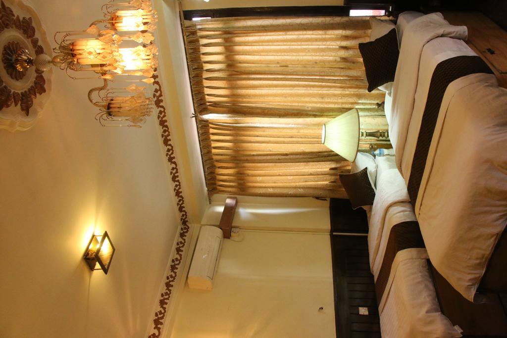 Hotel Florid Катманду Екстериор снимка