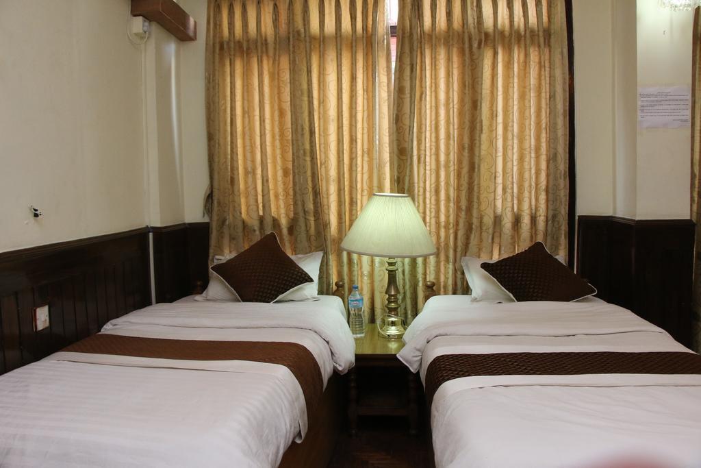 Hotel Florid Катманду Екстериор снимка