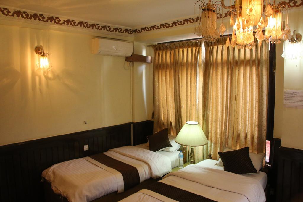 Hotel Florid Катманду Екстериор снимка