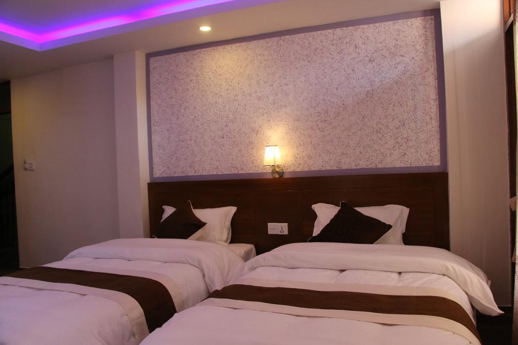 Hotel Florid Катманду Екстериор снимка