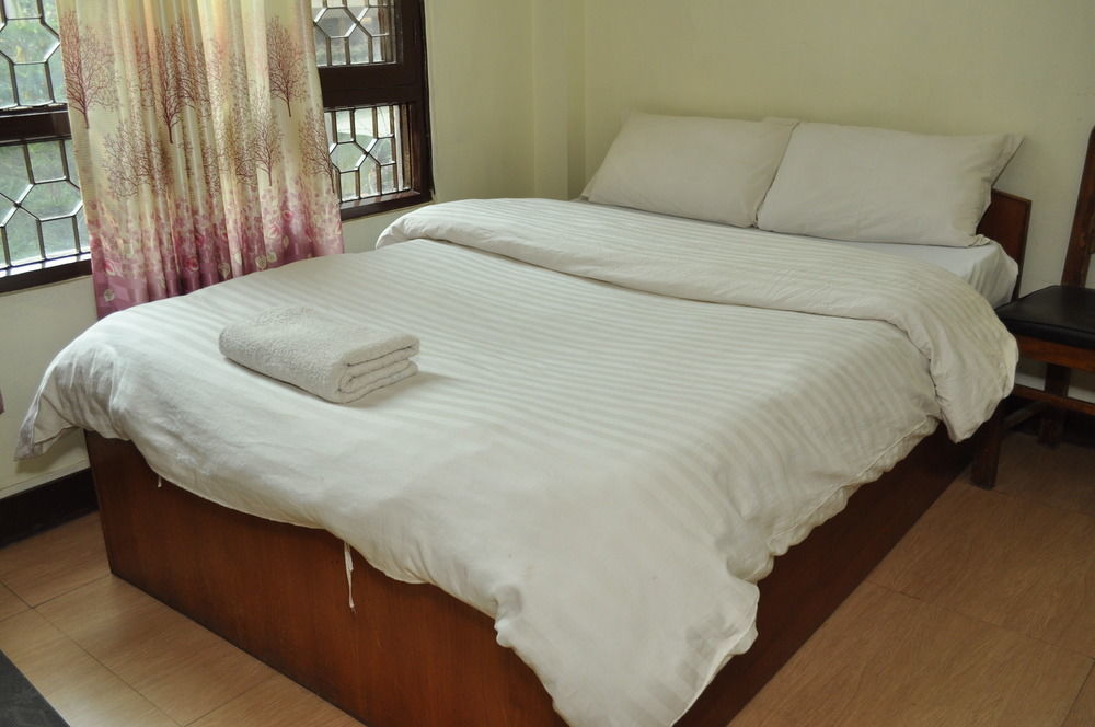 Hotel Florid Катманду Екстериор снимка