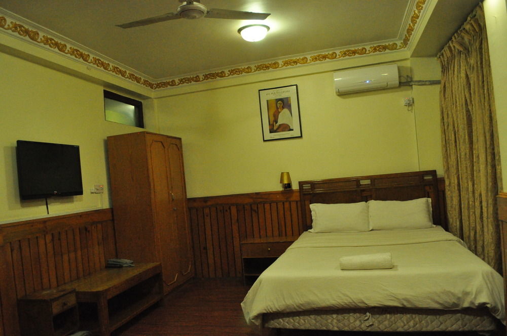 Hotel Florid Катманду Екстериор снимка