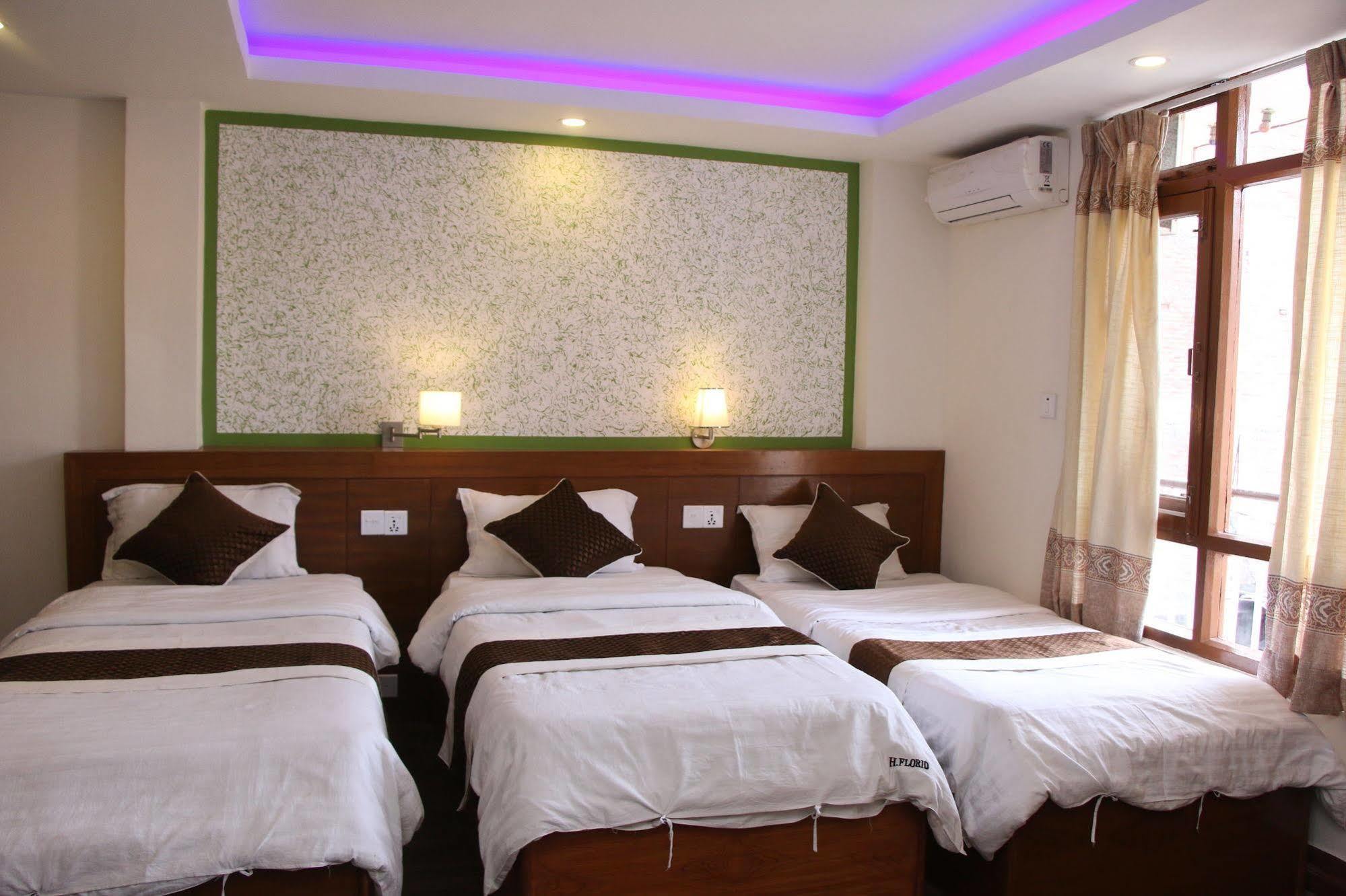 Hotel Florid Катманду Екстериор снимка